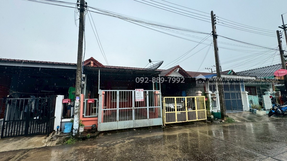 ขายทาวน์เฮ้าส์ หมู่บ้านคันทรี พาร์ค14 สามโคก ถนนปทุมธานี-สามโคก พื้นที่ 17 ตรว. ราคาถูกที่สุดในโครงการ พร้อมอยู่