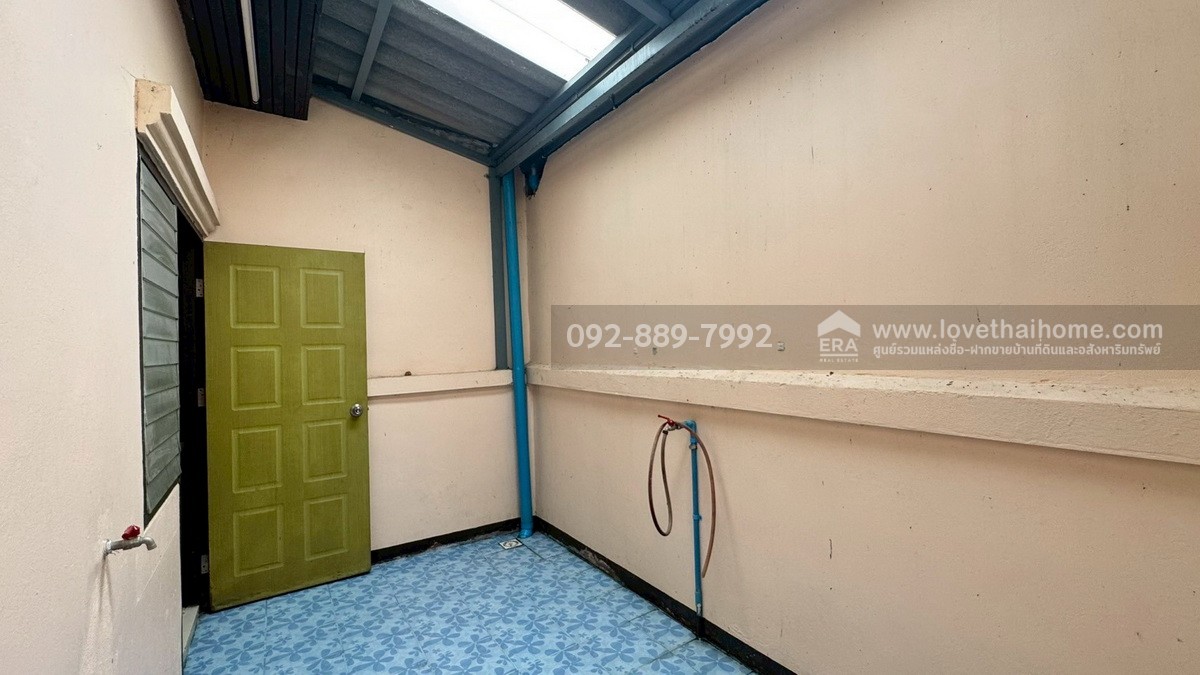 ขายทาวน์เฮ้าส์ หมู่บ้านคันทรี พาร์ค14 สามโคก ถนนปทุมธานี-สามโคก พื้นที่ 17 ตรว. ราคาถูกที่สุดในโครงการ พร้อมอยู่