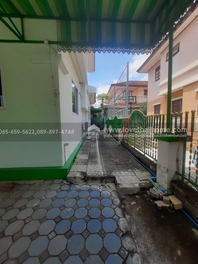 ขายบ้านเดี่ยว หมู่บ้านวรารมย์ เพชรเกษม 81 บางบอน 5 หลังมุม 68.6 ตร.วา ใกล้ MRT หลักสอง ราคาถูกมาก