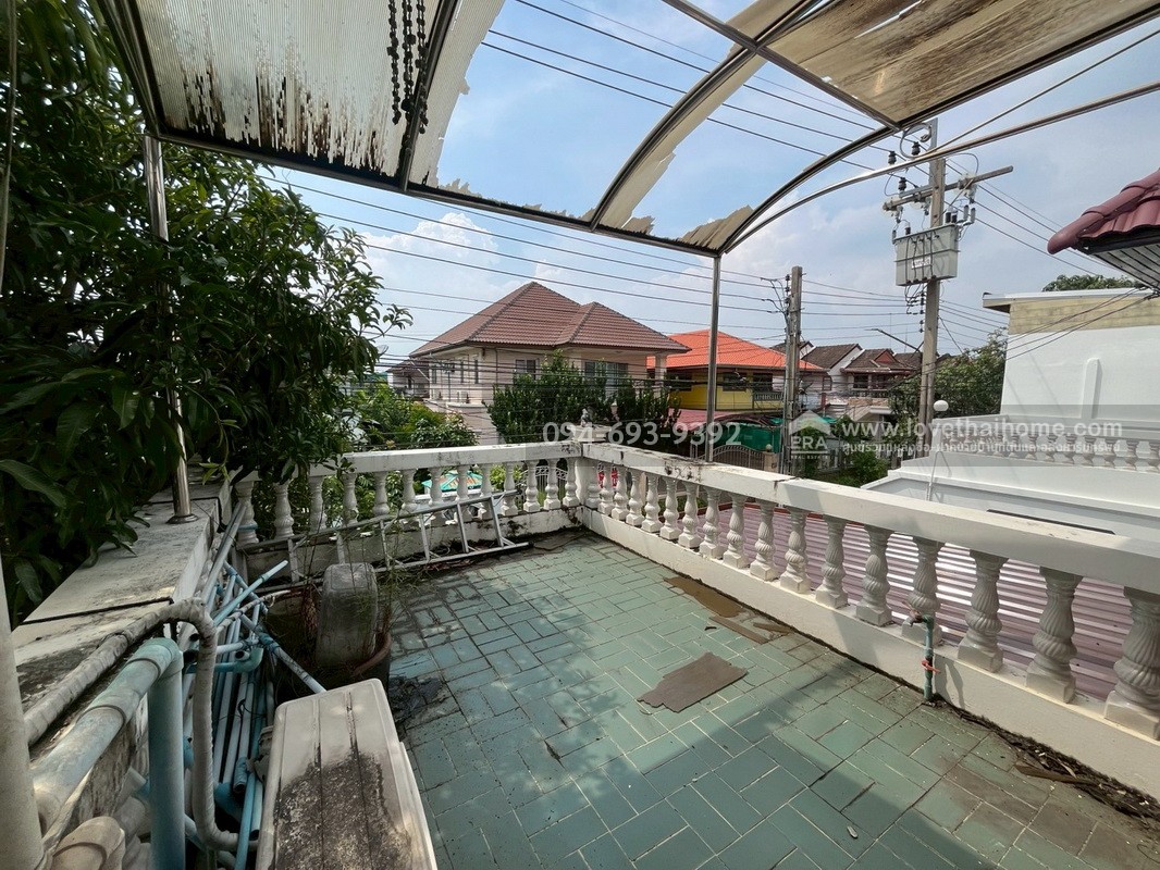 ขายทาวน์เฮ้าส์ 2 ชั้น ถนนเทพารักษ์ หมู่บ้านศศิกานต์ พื้นที่ 21 ตรว. "ถูก" ทำเลติดรถไฟฟ้าสายสีเหลือง สถานีศรีเทพา เดินทางสะดวก หลังนี้พิเศษสุดๆ ด่วนๆ เลยค่ะ