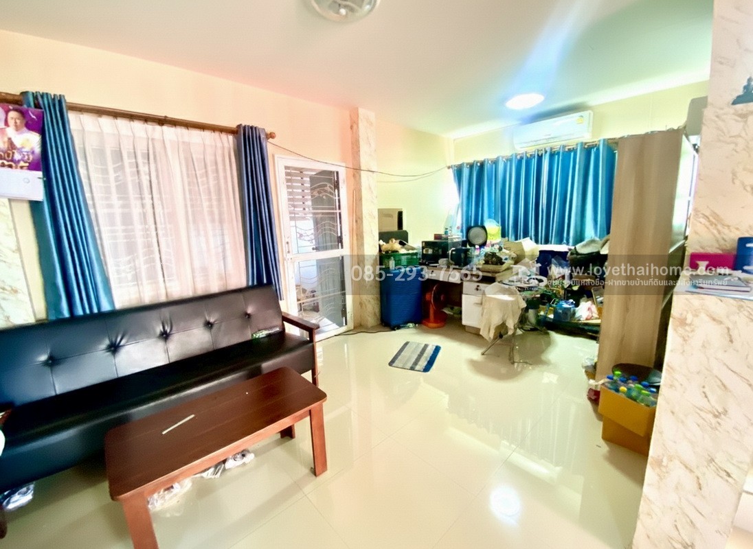 ขายบ้านแฝด 2 ชั้น หมู่บ้านอิมพีเรียล ลากูนา บางบัวทอง ถนนบางกรวย-ไทรน้อย หลังริม พื้นที่ 35 ตรว. พร้อมเข้าอยู่ ขายถูกสุดๆ