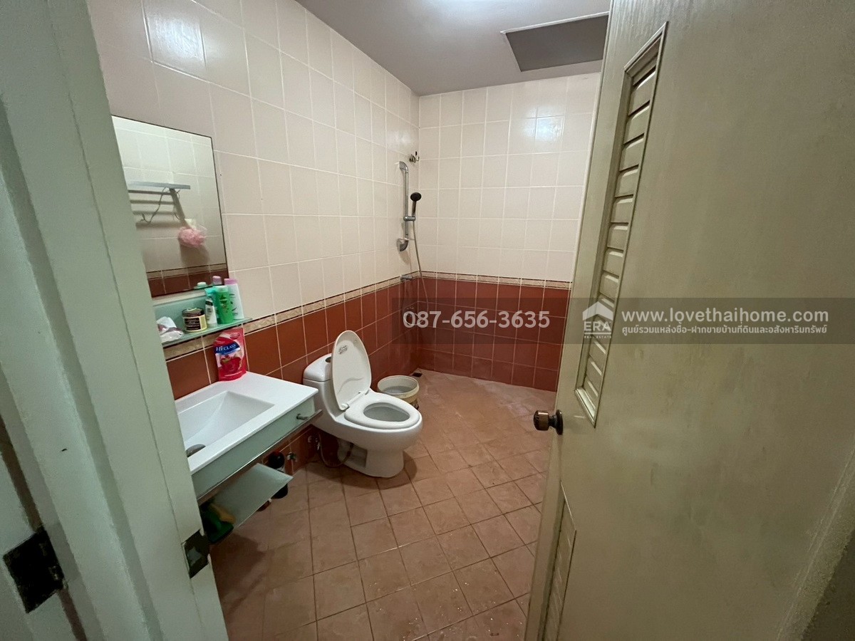 ขายทาวน์เฮ้าส์ หมู่บ้านซื่อตรง สายไหม-ลำลูกกา ปทุมธานี บ้าน 2 ชั้น ขนาดกำลังดี 20.6 ตรว. แถมเฟอร์นิเจอร์ทั้งหลัง พร้อมเข้าอยู่ทันที