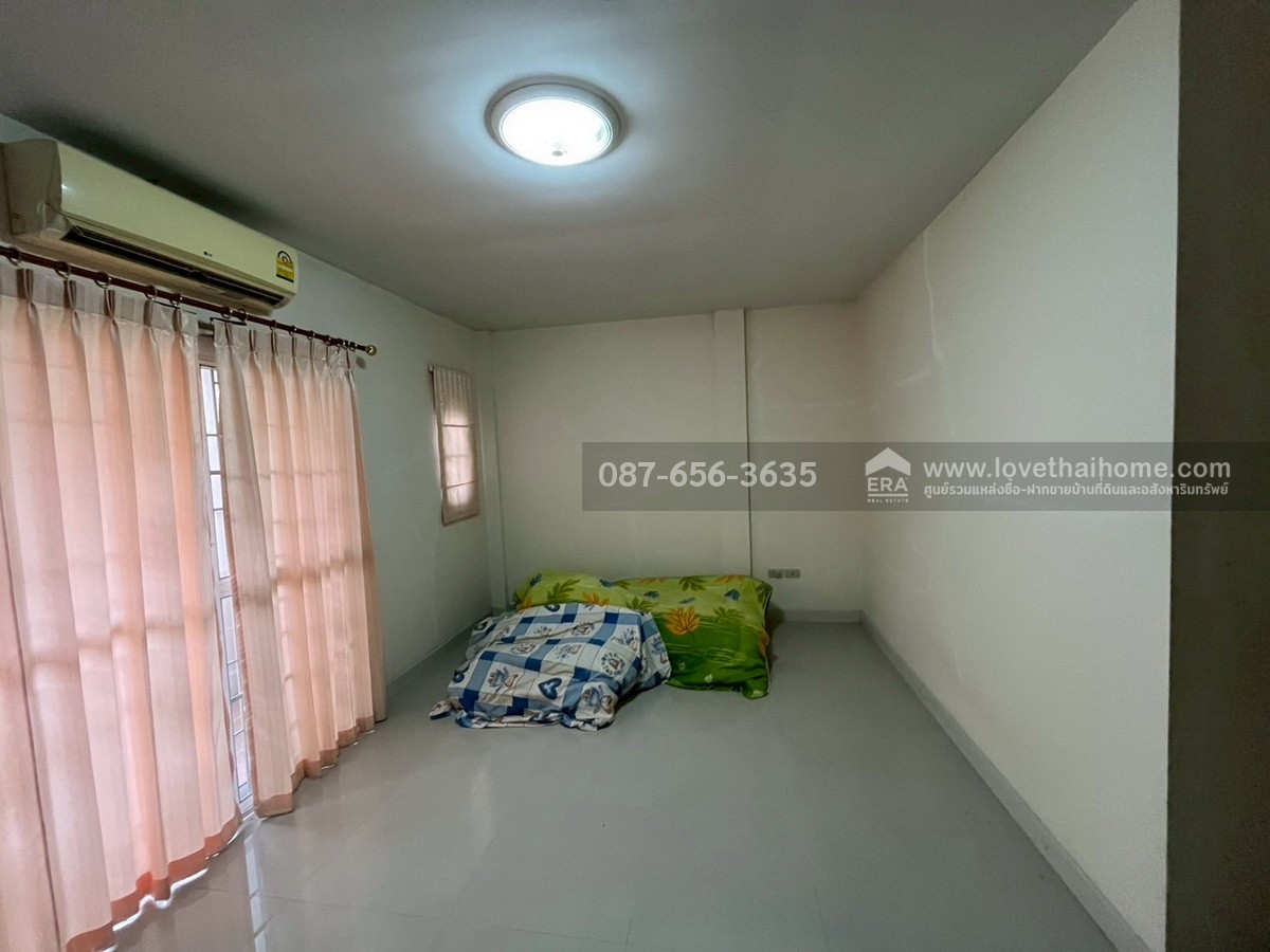 ขายทาวน์เฮ้าส์ หมู่บ้านซื่อตรง สายไหม-ลำลูกกา ปทุมธานี บ้าน 2 ชั้น ขนาดกำลังดี 20.6 ตรว. แถมเฟอร์นิเจอร์ทั้งหลัง พร้อมเข้าอยู่ทันที