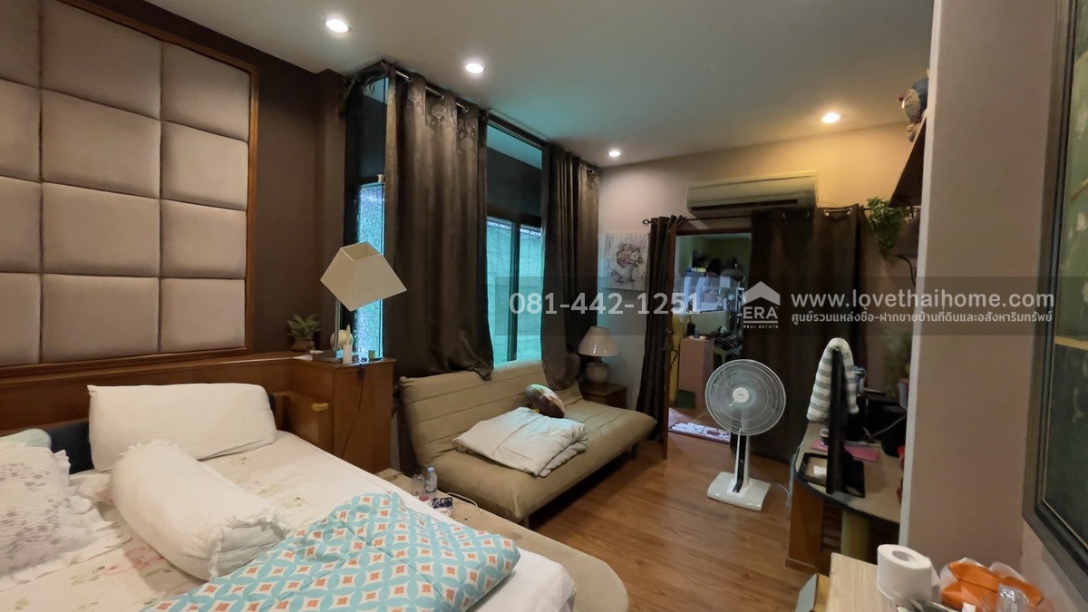 ขายบ้านเดี่ยว3ชั้นซอยพหลโยธิน18/1 แยก3 พื้นที่ 96 ตรว. ขาย 29.8 ล้านบาท บ้านพร้อมบูทีคโฮเทลสุดชิค ทำเลใกล้สวนจตุจักร,ลาดพร้าว,พหลโยธิน ใกล้รถไฟฟ้า 2 สายทั้ง BTS และ MRT