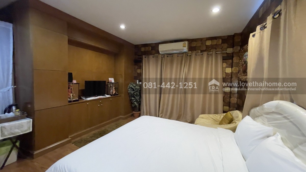 ขายบ้านเดี่ยว3ชั้นซอยพหลโยธิน18/1 แยก3 พื้นที่ 96 ตรว. ขาย 29.8 ล้านบาท บ้านพร้อมบูทีคโฮเทลสุดชิค ทำเลใกล้สวนจตุจักร,ลาดพร้าว,พหลโยธิน ใกล้รถไฟฟ้า 2 สายทั้ง BTS และ MRT