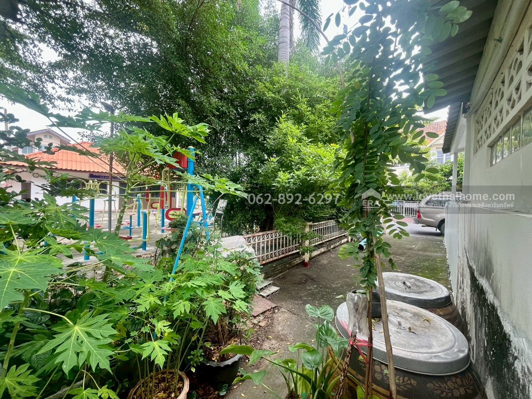 ขายทาวน์เฮ้าส์ 2 ชั้น หมู่บ้านเปี่ยมสุข บางใหญ่ นนทบุรี ขนาด 21.3 ตรว. ขายเพียงแค่ 2.35 ล้านบาท ทำเลทอง ใกล้เซ็นทรัลเวสต์เกต โอกาสดีแบบนี้หายาก ใครหาบ้านน่าอยู่ทำเลดีด่วน! รีบตัดสินใจก่อนพลาด