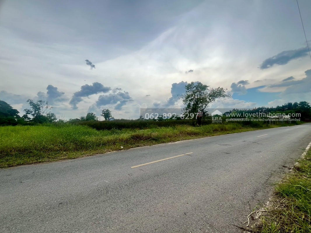 ขายที่ดิน ลำลูกกา คลอง11 ปทุมธานี ขนาด 2 ไร่ ถมแล้ว แปลงสวย ทำเลดี ขายด่วนราคาพิเศษ ใครมองหาที่ดินทำเลดีบอกเลยว่าห้ามพลาด ตรงข้ามสนามกอล์ฟ ลำลูกกา คันทรีคลับ ใกล้ Reignwood Park