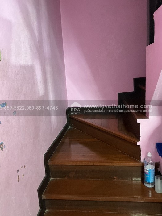 ขายทาวน์เฮ้าส์ หมู่บ้านวรางกูล เลียบคลองสอง-คลองสามวา บ้าน 2 ชั้น 17 ตร.วา ใกล้ทางด่วนวงแหวน (บางนา-บางประอิน) ราคาถูกมาก