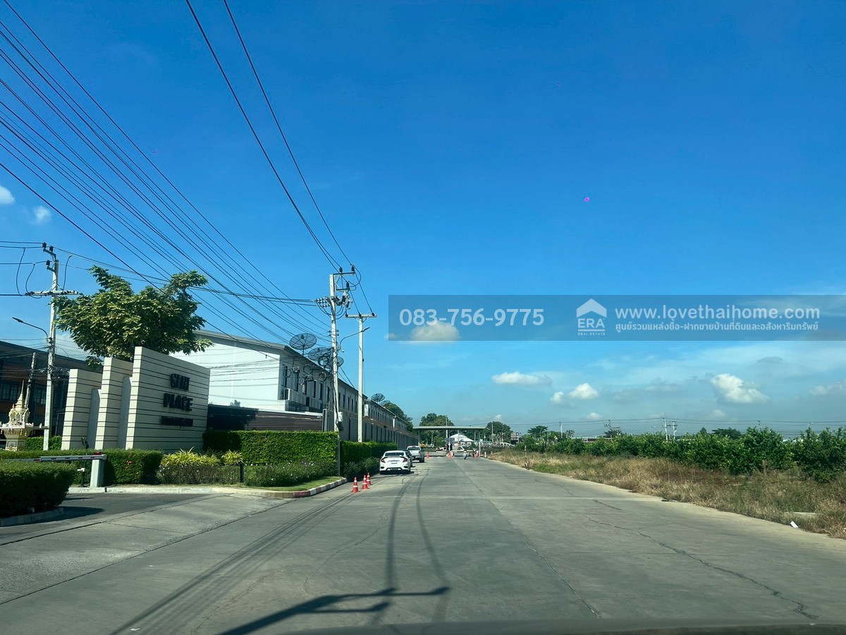 ขายทาวน์เฮ้าส์ หมู่บ้านสิริเพลส นวนคร-อยุธยา บ้าน 2 ชั้น 17 ตรว. ถ.พหลโยธิน ใกล้นิคมฯ นวนคร และห้างฟิวเจอร์พาร์ค รังสิต