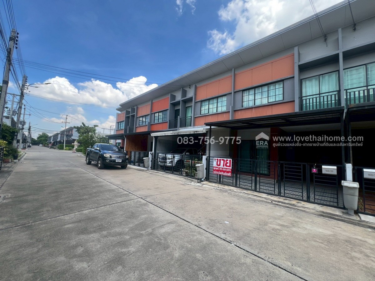 ขายทาวน์เฮ้าส์ หมู่บ้านสิริเพลส นวนคร-อยุธยา บ้าน 2 ชั้น 17 ตรว. ถ.พหลโยธิน ใกล้นิคมฯ นวนคร และห้างฟิวเจอร์พาร์ค รังสิต