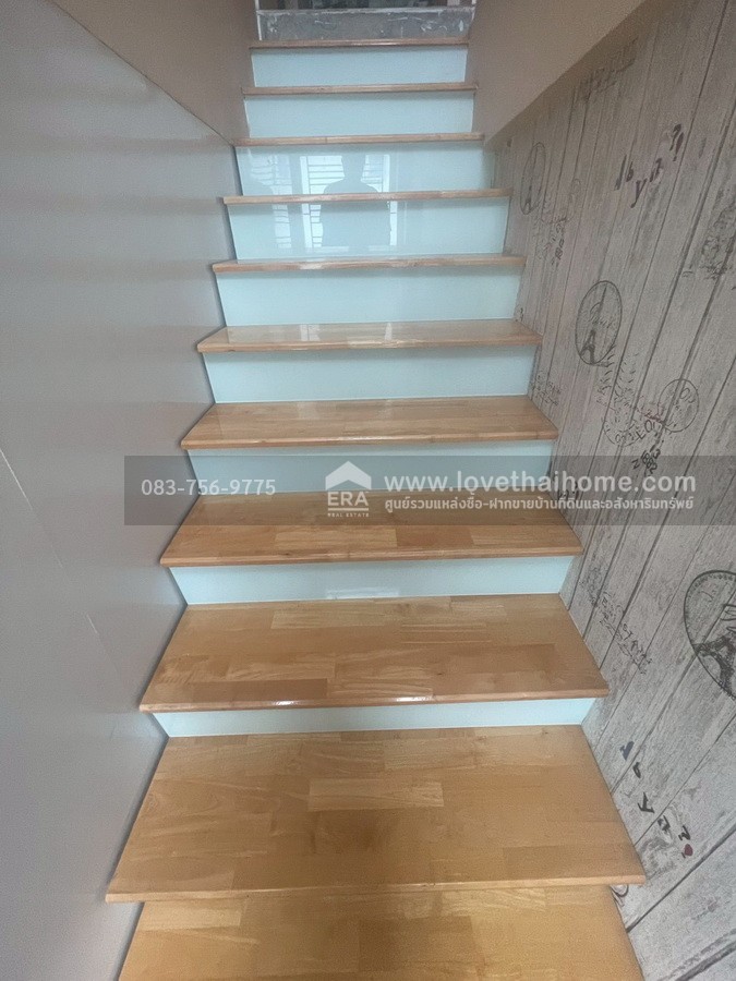 ขายอาคารพาณิชย์ หมู่บ้านบัวทองธานี พาร์ควิลล์ 3 บางบัวทอง นนทบุรี พื้นที่ 20 ตรว. ใกล้รถไฟฟ้าคลองบางไผ่ เหมาะทำออฟฟิศหรือร้านค้า