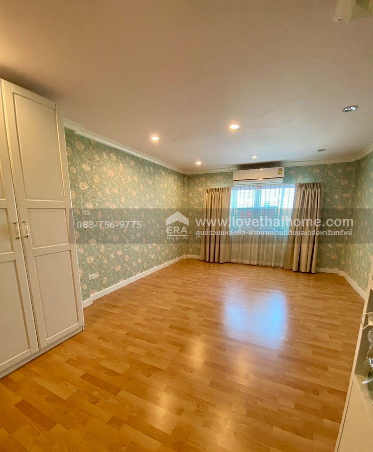 ขายอาคารพาณิชย์ หมู่บ้านบัวทองธานี พาร์ควิลล์ 3 บางบัวทอง นนทบุรี พื้นที่ 20 ตรว. ใกล้รถไฟฟ้าคลองบางไผ่ เหมาะทำออฟฟิศหรือร้านค้า