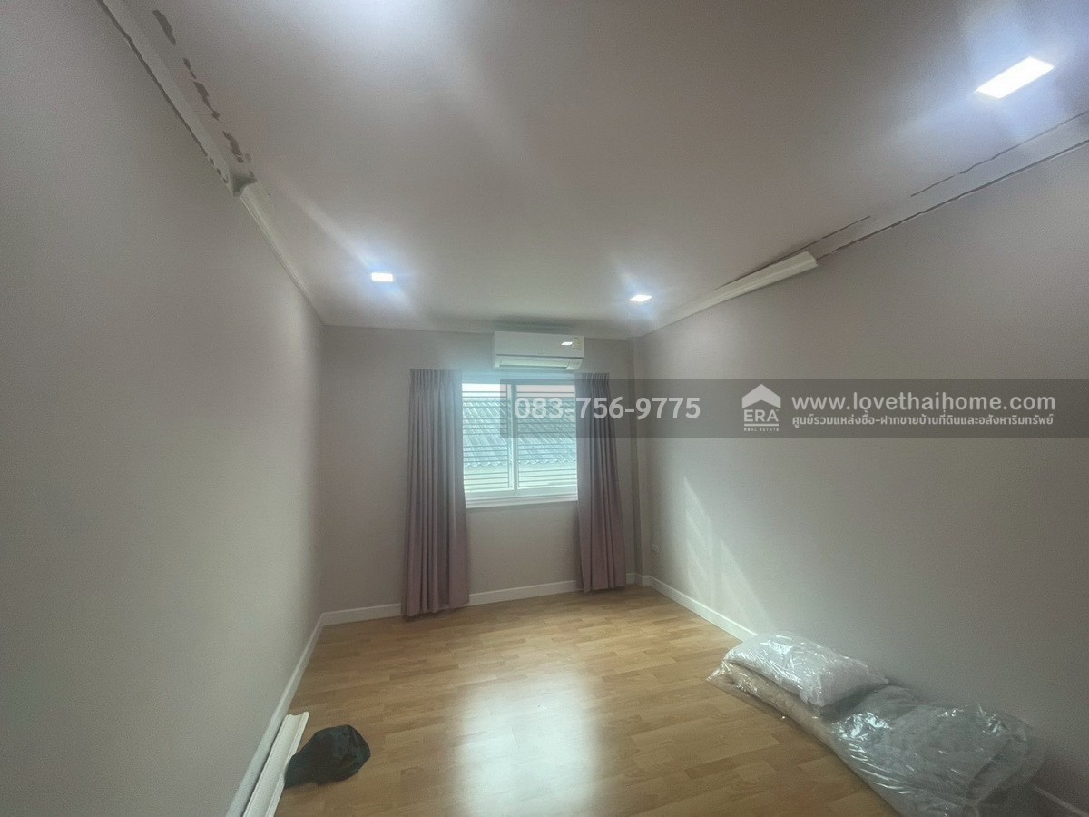 ขายอาคารพาณิชย์ หมู่บ้านบัวทองธานี พาร์ควิลล์ 3 บางบัวทอง นนทบุรี พื้นที่ 20 ตรว. ใกล้รถไฟฟ้าคลองบางไผ่ เหมาะทำออฟฟิศหรือร้านค้า