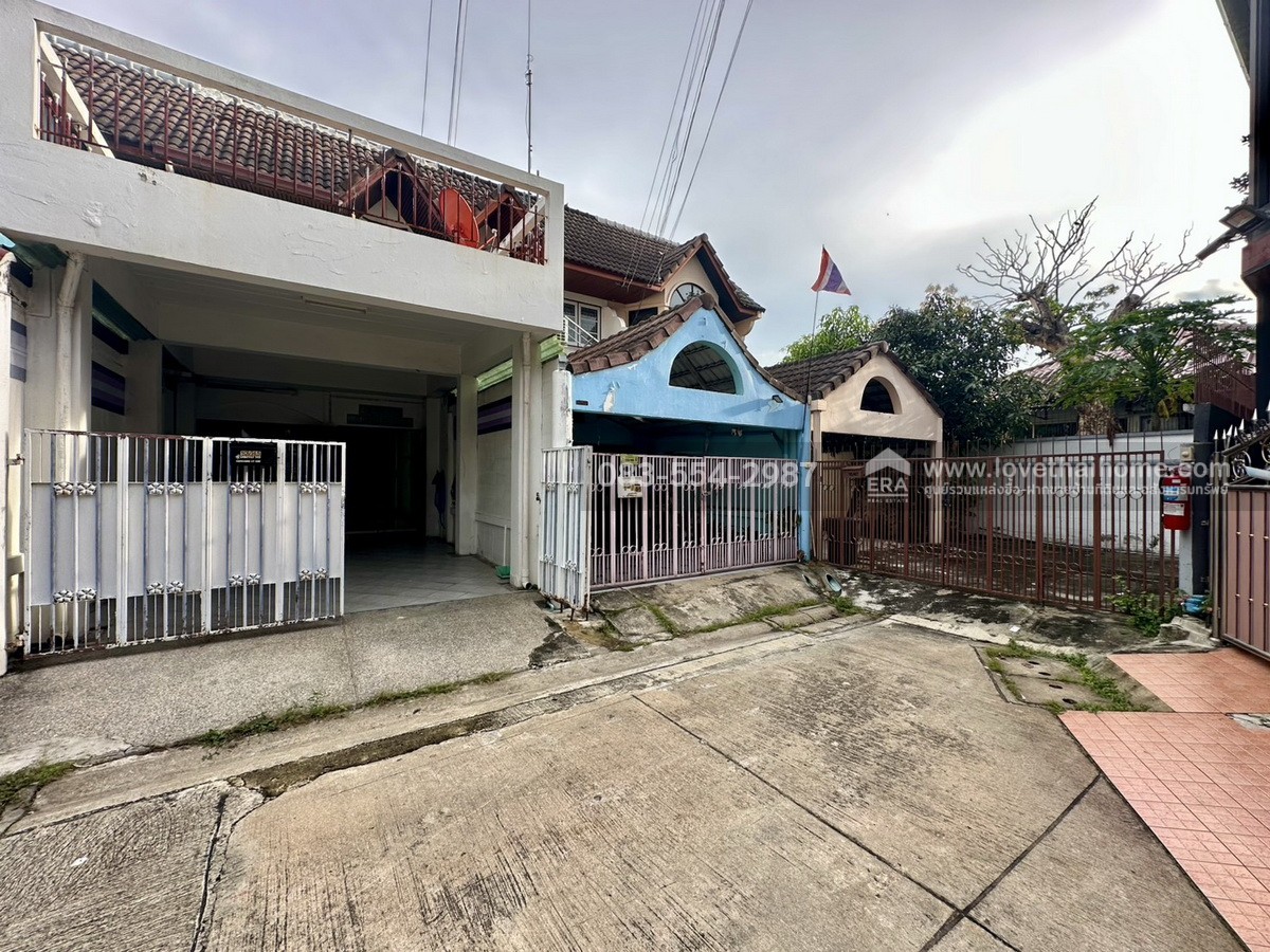 ขายทาวน์เฮ้าส์ หมู่บ้านสิรินเฮ้าส์2 แจ้งวัฒนะ-ปากเกร็ด 16 นนทบุรี ทะลุ แจ้งวัฒนะ-ปากเกร็ด 4 ได้ พื้นที่ 18 ตร.วา ใกล้ BTS ปากเกร็ดและท่าเรือ