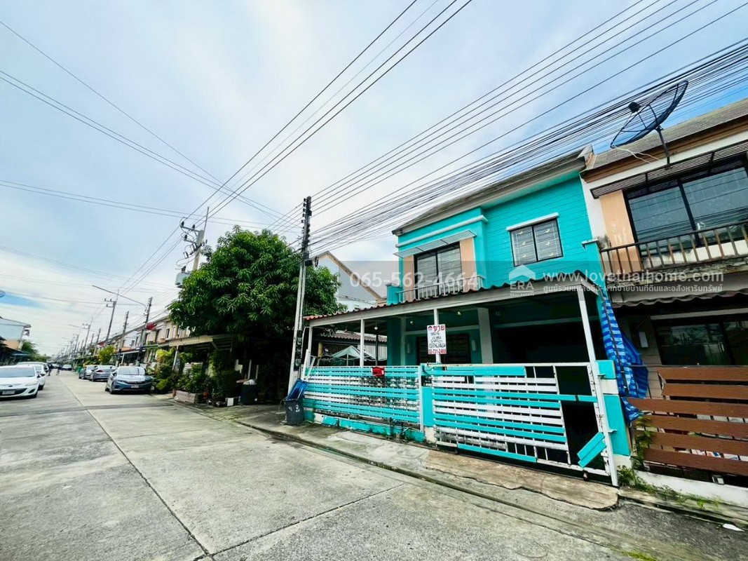 ขายทาวน์เฮ้าส์ 2 ชั้น หมู่บ้านพฤกษา40 รังสิต คลอง3 ถ.เลียบคลองสาม ปทุมธานี พื้นที่ 22.6 ตรว. หลังมุม เดินทางสะดวก