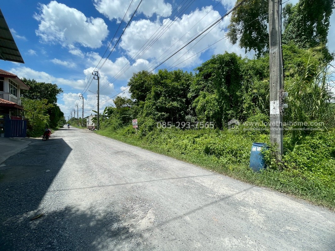 ขายที่ดิน ซอยคุ้มเกล้า62 ย่านลาดกระบัง พื้นที่ 100 ตารางวา เพียง 100 เมตร จากถนนใหญ่ ถมแล้ว