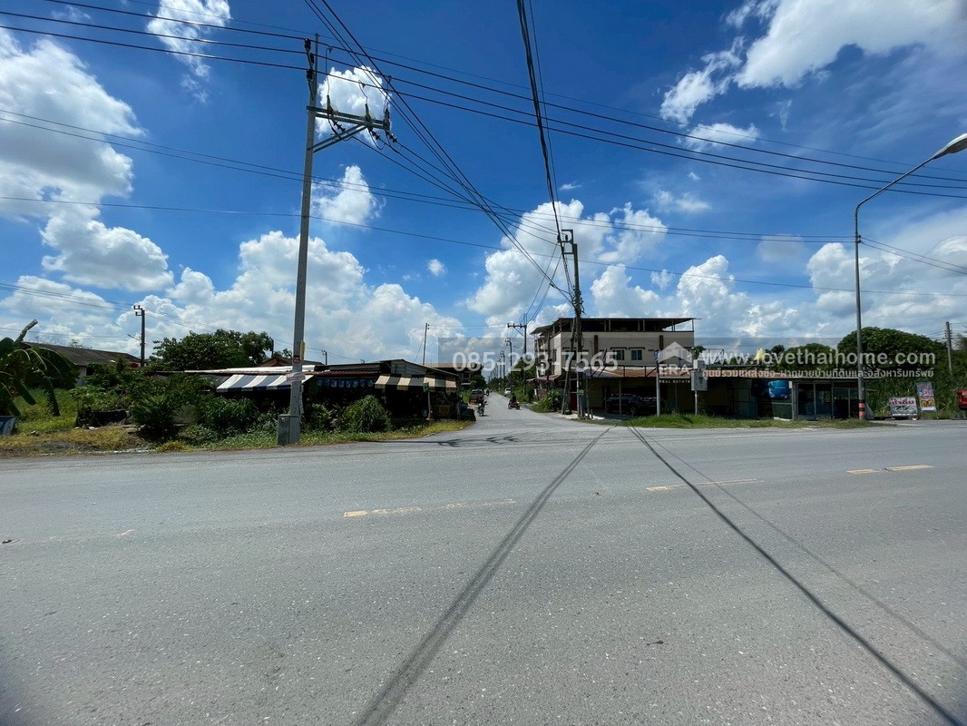 ขายที่ดิน ซอยคุ้มเกล้า62 ย่านลาดกระบัง พื้นที่ 100 ตารางวา เพียง 100 เมตร จากถนนใหญ่ ถมแล้ว