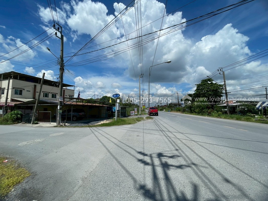 ขายที่ดิน ซอยคุ้มเกล้า62 ย่านลาดกระบัง พื้นที่ 100 ตารางวา เพียง 100 เมตร จากถนนใหญ่ ถมแล้ว