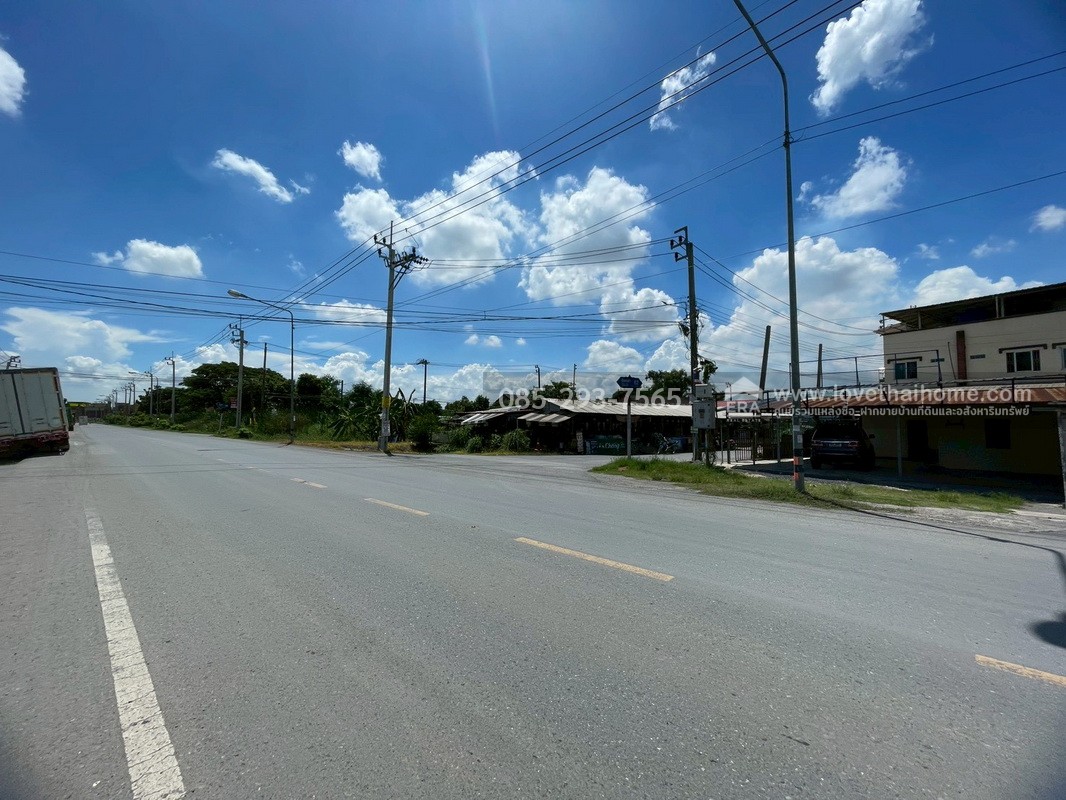 ขายที่ดิน ซอยคุ้มเกล้า62 ย่านลาดกระบัง พื้นที่ 100 ตารางวา เพียง 100 เมตร จากถนนใหญ่ ถมแล้ว