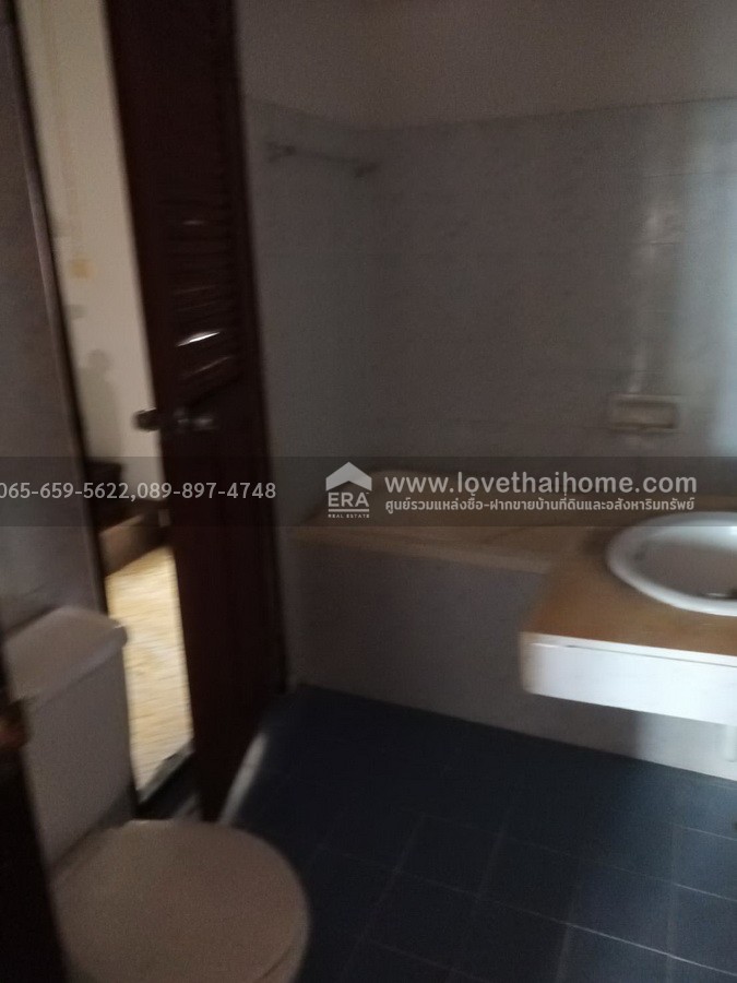 ขายทาวน์เฮ้าส์ หมู่บ้านพงษ์ศิริชัย 4 เพชรเกษม 81 หนองแขม บ้าน 3 ชั้น 17 ตร.วา ใกล้ MRT หลักสอง ราคาถูกมาก!