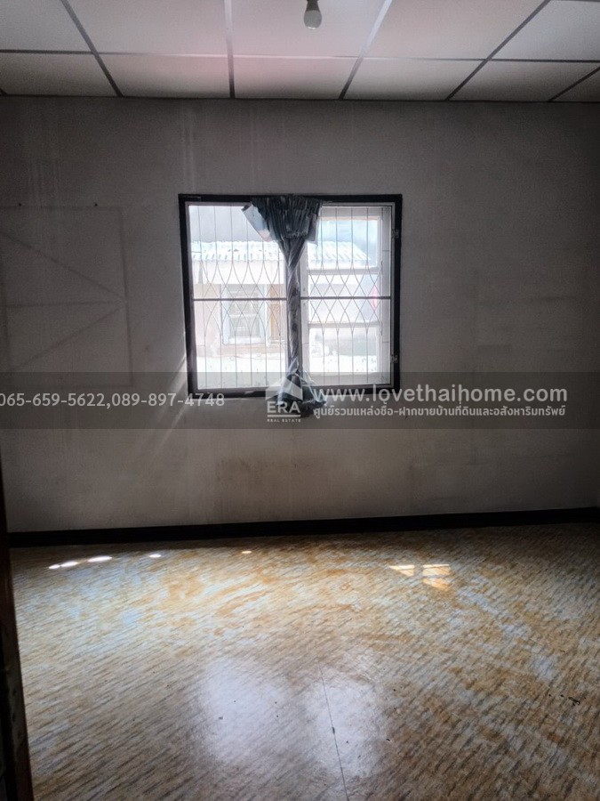 ขายทาวน์เฮ้าส์ หมู่บ้านพงษ์ศิริชัย 4 เพชรเกษม 81 หนองแขม บ้าน 3 ชั้น 17 ตร.วา ใกล้ MRT หลักสอง ราคาถูกมาก!