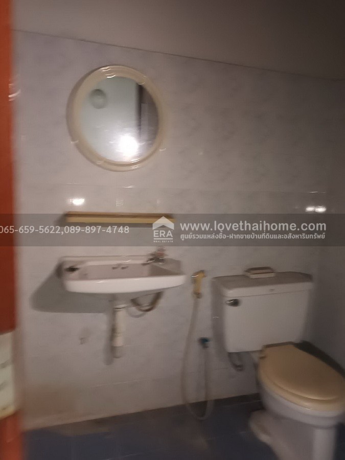 ขายทาวน์เฮ้าส์ หมู่บ้านพงษ์ศิริชัย 4 เพชรเกษม 81 หนองแขม บ้าน 3 ชั้น 17 ตร.วา ใกล้ MRT หลักสอง ราคาถูกมาก!