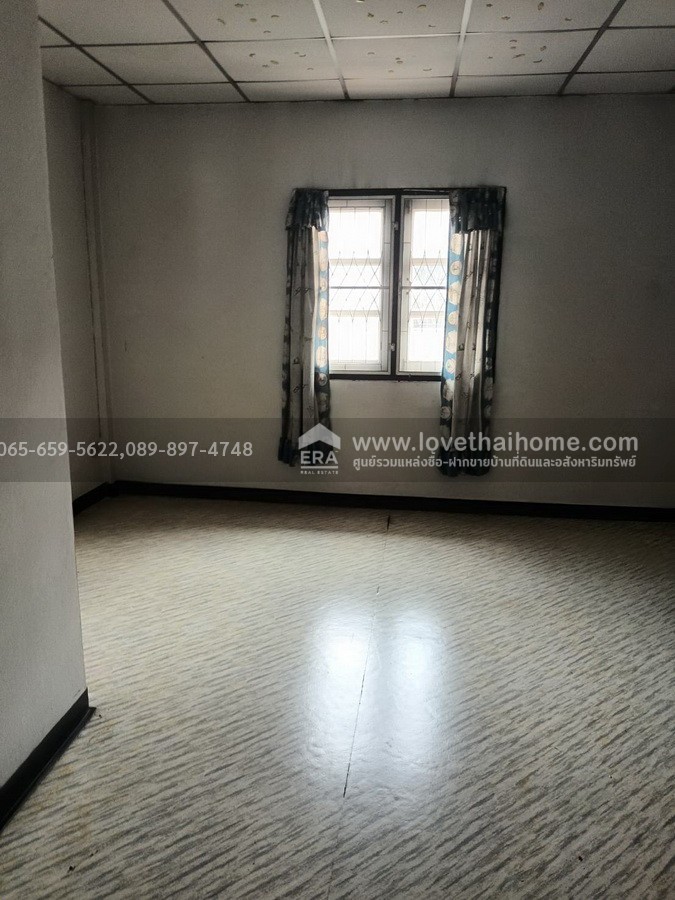 ขายทาวน์เฮ้าส์ หมู่บ้านพงษ์ศิริชัย 4 เพชรเกษม 81 หนองแขม บ้าน 3 ชั้น 17 ตร.วา ใกล้ MRT หลักสอง ราคาถูกมาก!