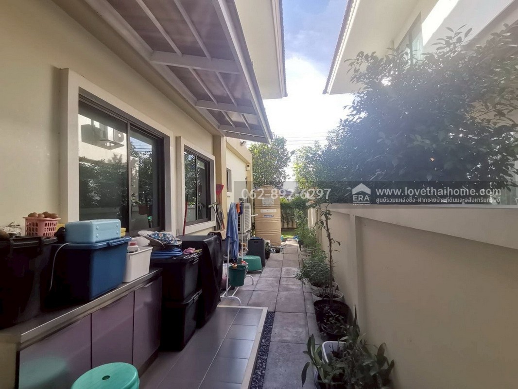 ขายบ้านเดี่ยว 2 ชั้น โครงการชวนชมพาร์ค2 ไทรน้อย นนทบุรี หลังมุมสุดหายาก ขนาด 80.8 ตารางวา ราคาพิเศษสุด บ้านสวย ราคาดีแบบนี้มีหลังเดียวเท่านั้น สนใจติดต่อด่วน!