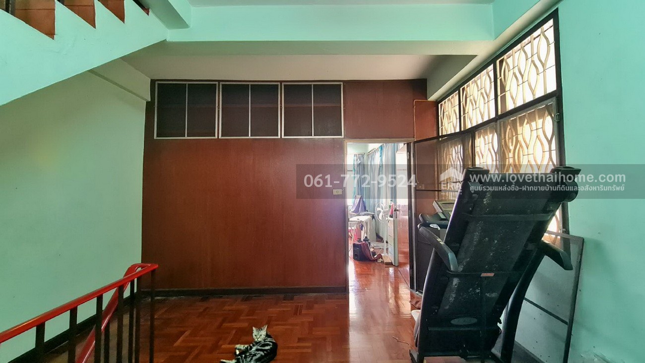 ขายอาคารพาณิชย์ 3.5 ชั้น ย่านบางซื่อ ถ.ประชาราษฎร์ 1 ทำเลทอง 15 ตรว. ใกล้ MRT บางโพ และ Gateway @บางซื่อ น่าลงทุนหรือซื้อเพื่อปล่อยเช่า
