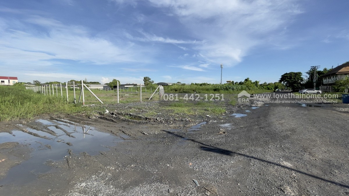 ขายที่ดิน ซ.เฉลิมพระเกียรติ ร.9 ซอย28 แยก3-2 ย่านสวนหลวง ร.9 พื้นที่ 397 ตรว. ราคาถูกกว่าท้องตลาด แปลงมุม ขายเพียง 12 ล้านบาทเท่านั้น