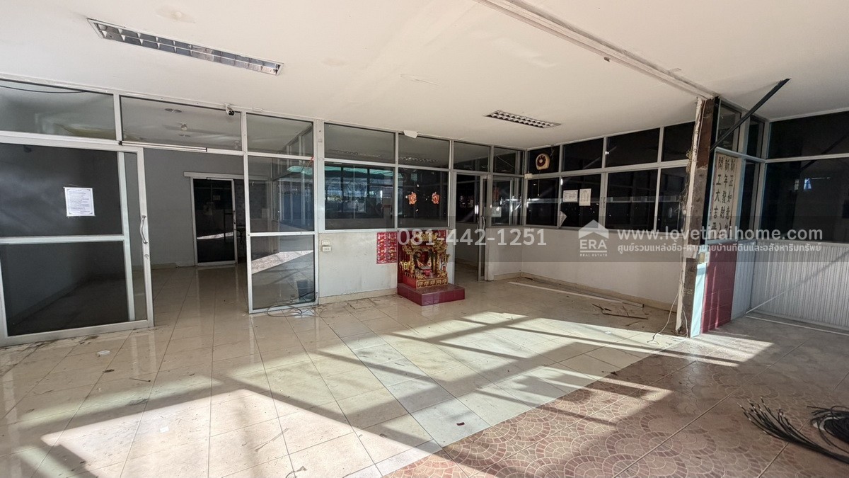 ขายที่ดินแถมโกดัง ย่านบางบอน ซอยพระยามนธาตุราชศรีพิจิตร์ แยก9-3 พื้นที่410ตรว. ขายเพียงแค่43,000บาท/ตรว. เข้าซอยเพียงแค่550เมตร ใกล้เซ็นทรัล พระราม2 