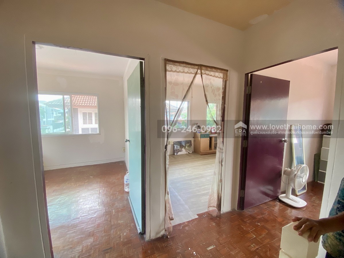 ขายทาวน์เฮ้าส์บ้านพฤกษา 11 รังสิต-นครนายก คลอง 3 ปทุมธานี หลังริม 31.9 ตร.วา รีโนเวทบางส่วน ทำเลดีต้นหมู่บ้าน