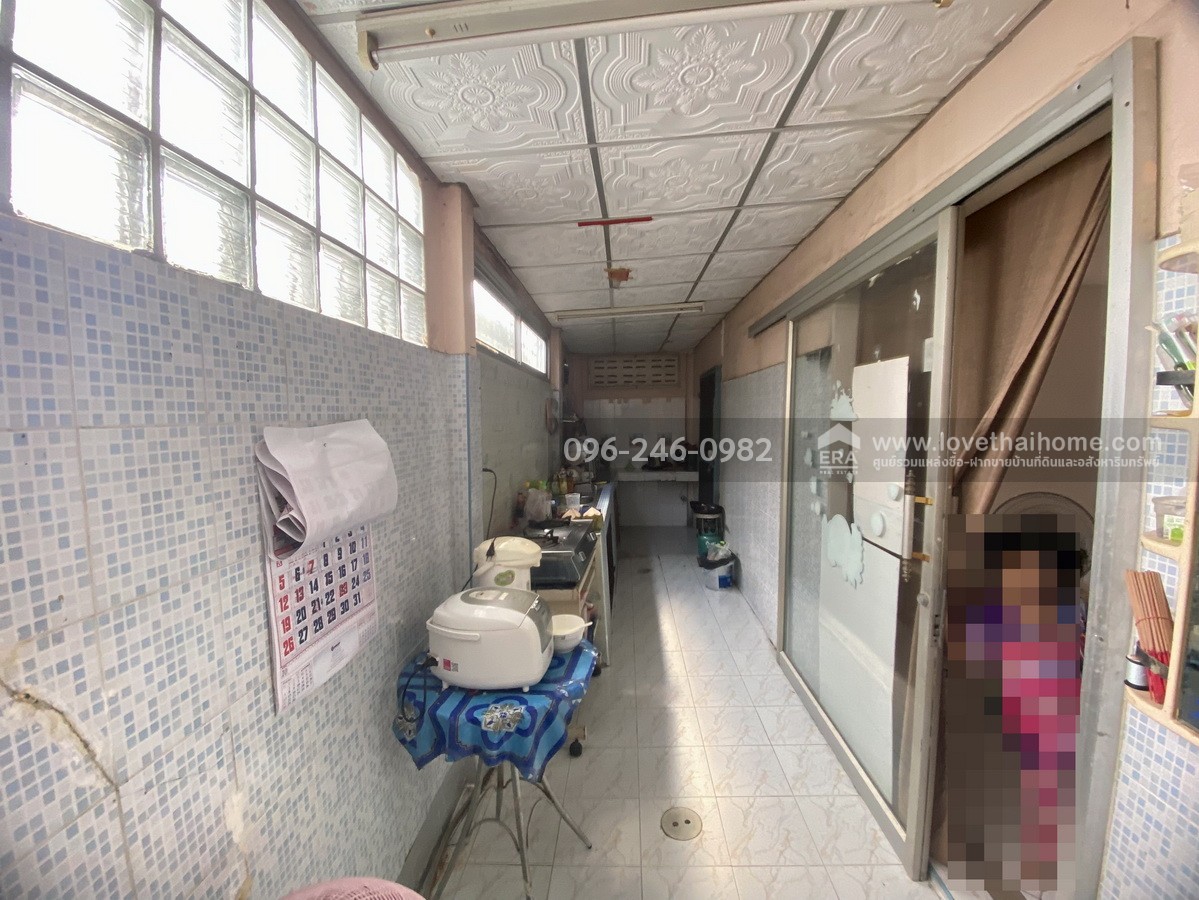 ขายทาวน์เฮ้าส์บ้านพฤกษา 11 รังสิต-นครนายก คลอง 3 ปทุมธานี หลังริม 31.9 ตร.วา รีโนเวทบางส่วน ทำเลดีต้นหมู่บ้าน