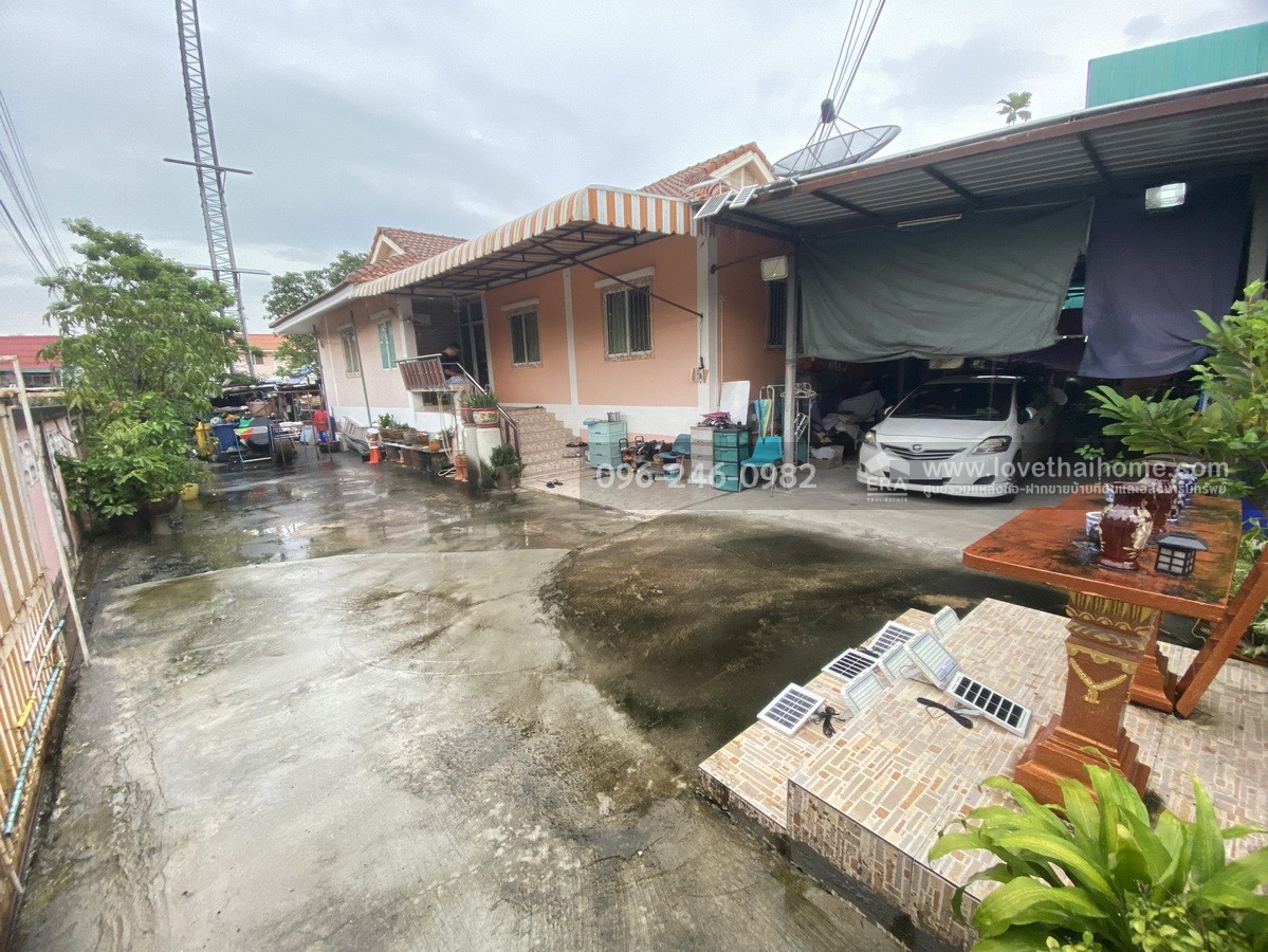 ขายบ้าน 1 ชั้น ตลิ่งชัน ถ.เลียบทางรถไฟสายใต้ 1 พื้นที่ 128.5 ตร.ว. โครงสร้างแข็งแรง ต่อเติมเพิ่มได้อีก 2–3 ชั้น ใกล้ทางพิเศษประจิมรัถยา