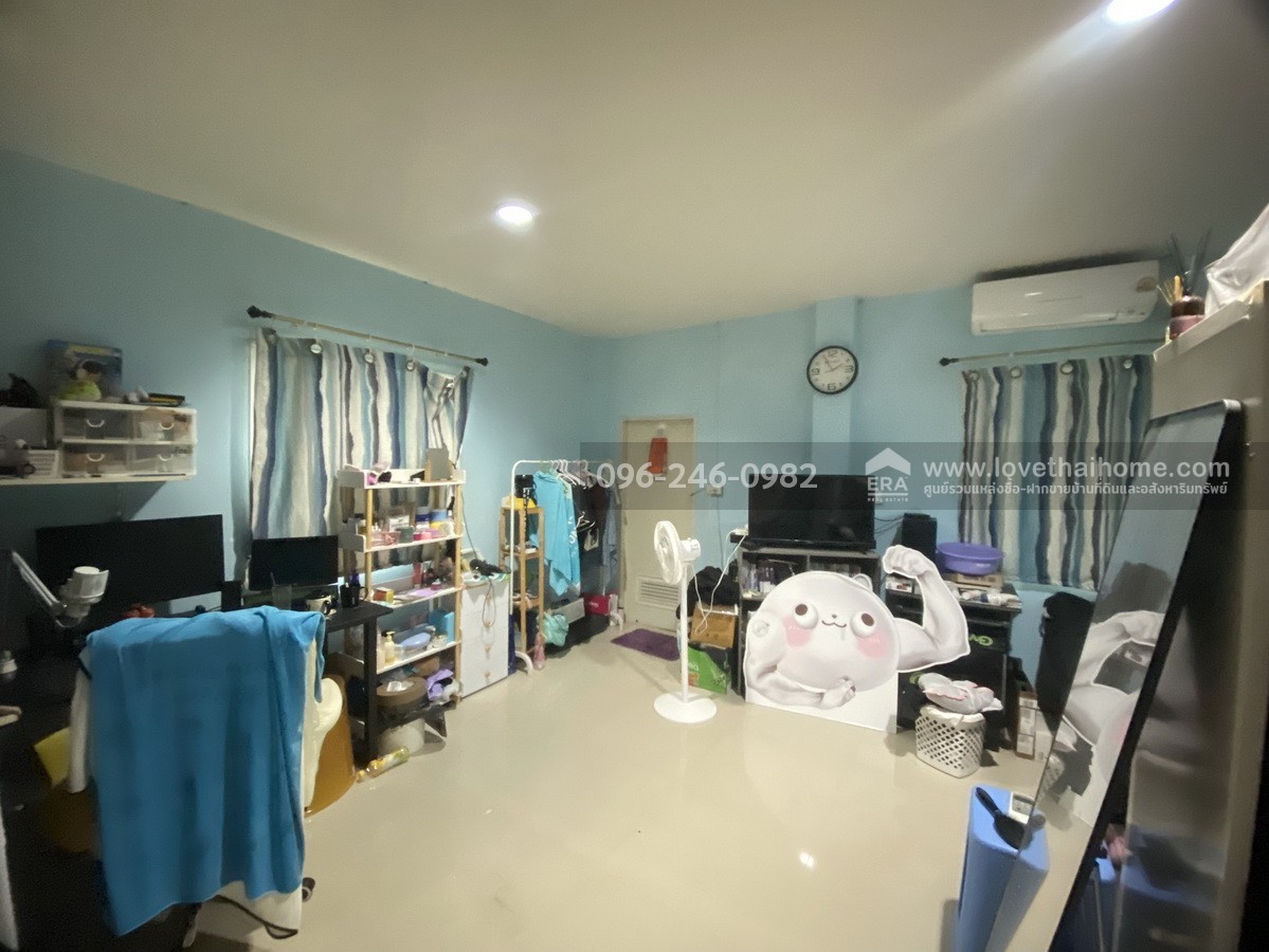 ขายบ้าน 1 ชั้น ตลิ่งชัน ถ.เลียบทางรถไฟสายใต้ 1 พื้นที่ 128.5 ตร.ว. โครงสร้างแข็งแรง ต่อเติมเพิ่มได้อีก 2–3 ชั้น ใกล้ทางพิเศษประจิมรัถยา