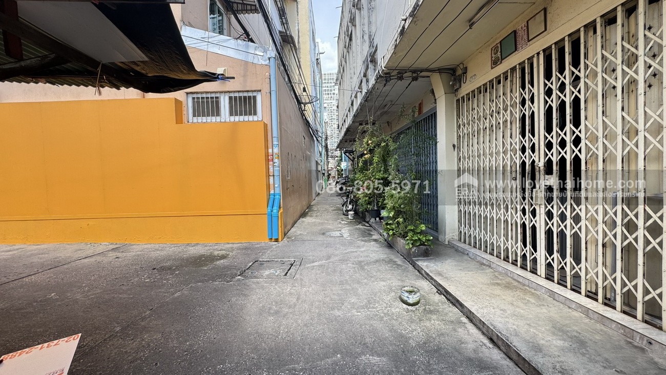 ขายที่ดิน ซอยสวนพลู 1 (เชื่อมต่อ ถ.นราธิวาสราชนครินทร์ 11-สาทร 3-พระราม 4-สีลม) 108 ตร.วา ใกล้ BTS ช่องนนทรี เหมาะแก่การลงทุน