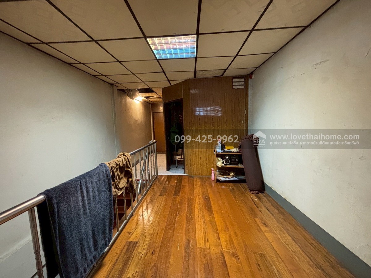 ขายตึกแถว 3 ชั้น ซอยแม้นศรี 2 ถ.บำรุงเมือง พื้นที่ 9 ตร.วา ใกล้ MRT สามยอด และ MRT หัวลำโพง ทำเลทองใจกลางเมือง เดินทางสะดวก ถ.ราชดำเนิน-หลานหลวง-เยาวราช