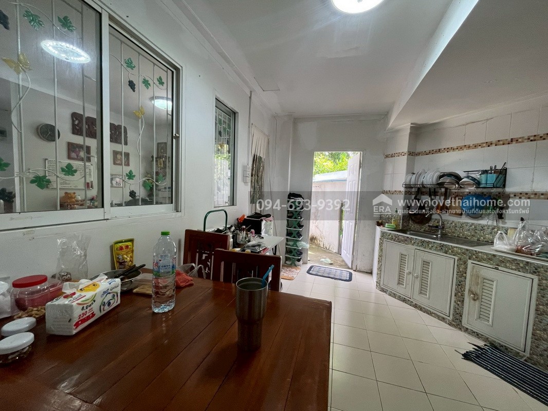 ขายบ้านเดี่ยว 2 ชั้น หมู่บ้านฟลอร่าวิลล์ พาร์คโฮม ซอยสุวินทวงศ์38 พื้นที่ 54.3 ตรว. บ้านสวย แปลงมุม ส่วนตัว มีแปลงปลูกผักสวนครัวส่วนตัว พิเศษสุดๆ ลดสุดๆ คุ้มสุดในหมู่บ้านนี้ค่ะ