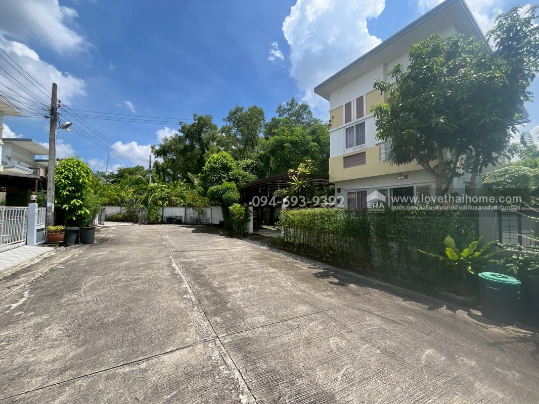 ขายบ้านเดี่ยว 2 ชั้น หมู่บ้านฟลอร่าวิลล์ พาร์คโฮม ซอยสุวินทวงศ์38 พื้นที่ 54.3 ตรว. บ้านสวย แปลงมุม ส่วนตัว มีแปลงปลูกผักสวนครัวส่วนตัว พิเศษสุดๆ ลดสุดๆ คุ้มสุดในหมู่บ้านนี้ค่ะ