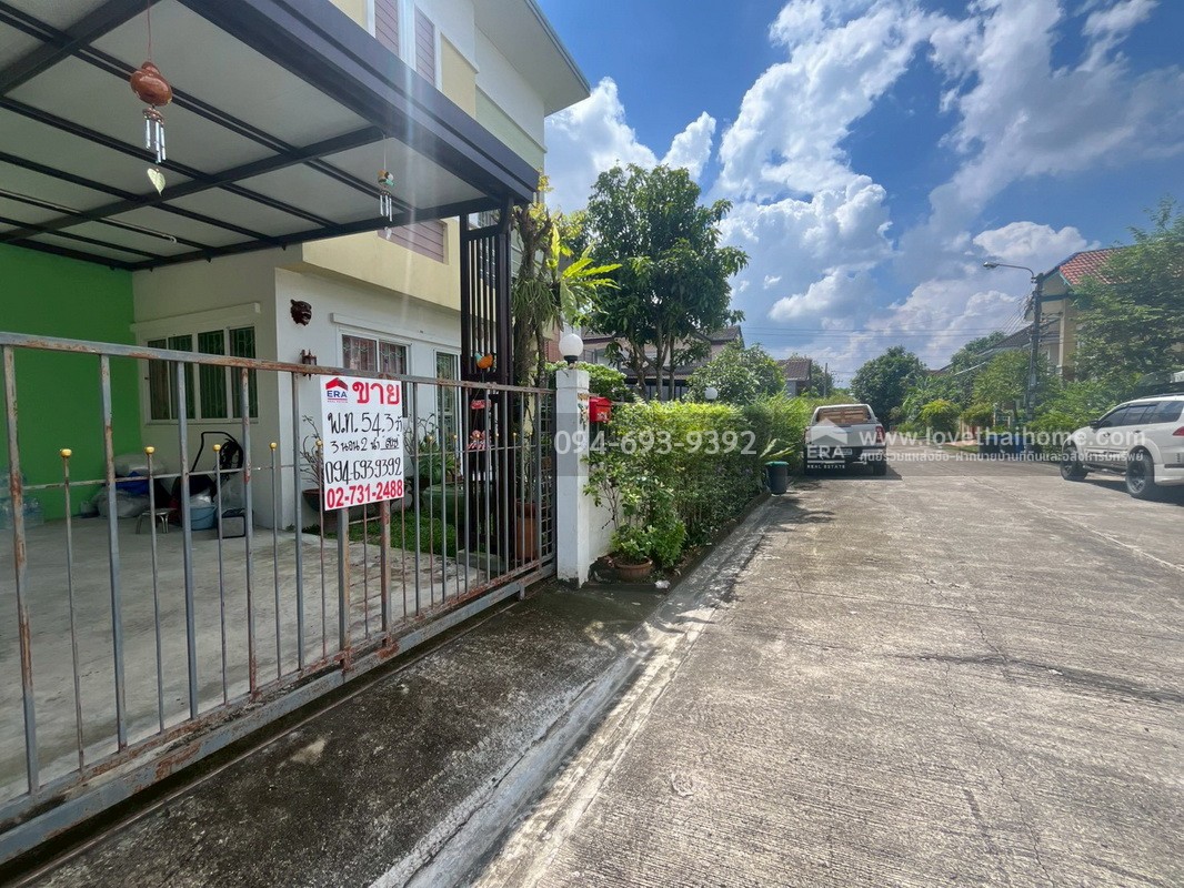 ขายบ้านเดี่ยว 2 ชั้น หมู่บ้านฟลอร่าวิลล์ พาร์คโฮม ซอยสุวินทวงศ์38 พื้นที่ 54.3 ตรว. บ้านสวย แปลงมุม ส่วนตัว มีแปลงปลูกผักสวนครัวส่วนตัว พิเศษสุดๆ ลดสุดๆ คุ้มสุดในหมู่บ้านนี้ค่ะ