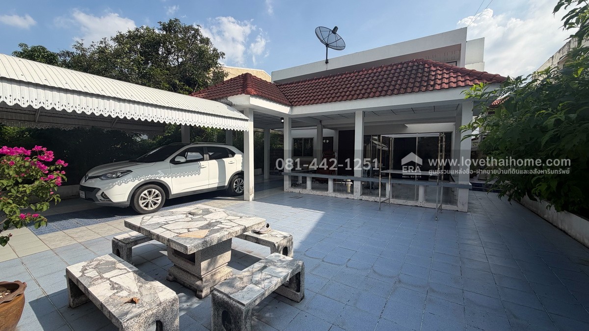 ขายบ้านเดี่ยว2ชั้น หมู่บ้านเมืองทองธานี ซอยแจ้งวัฒนะ-ปากเกร็ด29 พื้นที่ 75 ตรว. ขาย13.5ล้าน ทำเลดีเพราะห่างจากถนนแจ้งวัฒนะเพียงแค่500เมตรเท่านั้น ราคาต่อรองได้ ใกล้รถไฟฟ้าสายสีชมพู