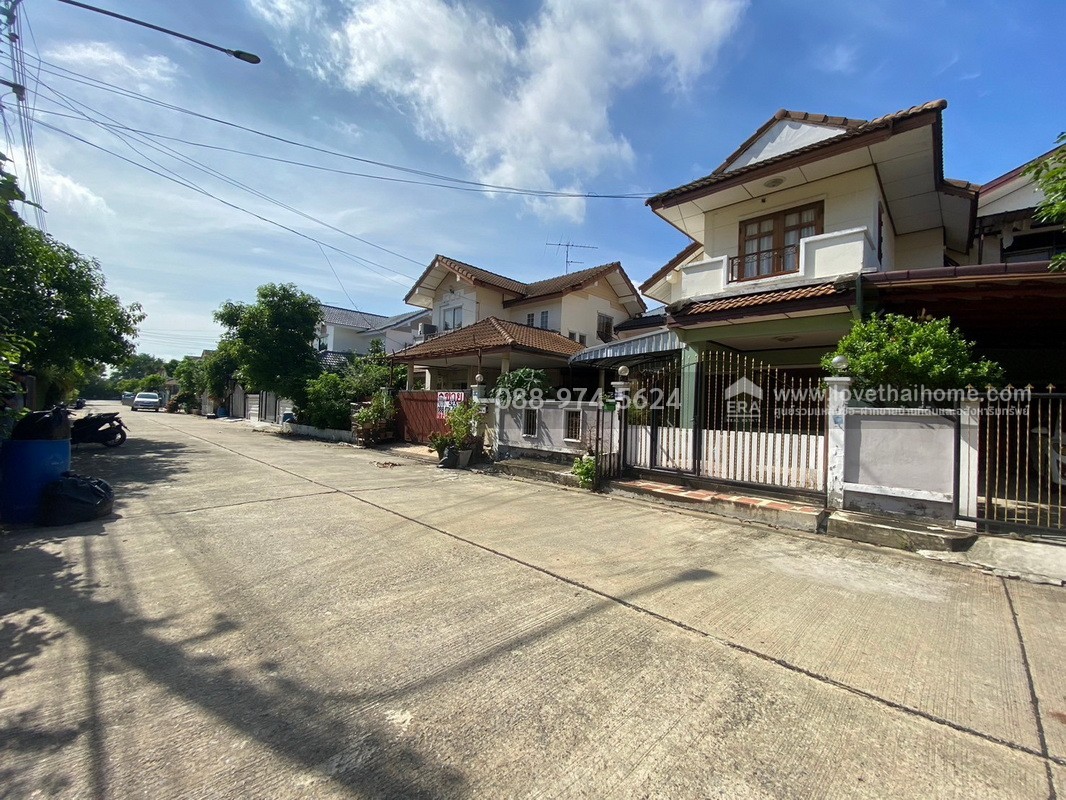 ขายบ้านเดี่ยว หมู่บ้านซื่อตรง รังสิต-คลอง 3 (ธัญบุรี) 52.5 ตร.วา พื้นที่ใช้สอยกว้างขวาง ติดถนนใหญ่รังสิต-นครนายก ขายบ้านเดี่ยว หมู่บ้านซื่อตรง รังสิต-คลอง 3 (ธัญบุรี) 52.5 ตร.วา พื้นที่ใช้สอยกว้างขวาง ติดถนนใหญ่รังสิต-นครนายก