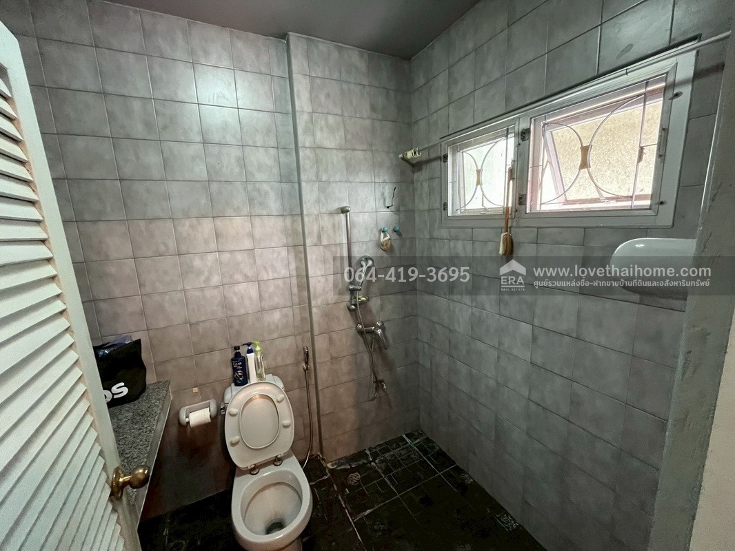 ขายบ้านเดี่ยว 2 ชั้น ซอยวิภาวดี-รังสิต20 หลังการบินไทย (สนญ.) พื้นที่ 85.5 ตรว. ทำเลดีมาก การเดินทางสะดวก ใกล้ร.ร.นานาชาติแย้มสะอาด