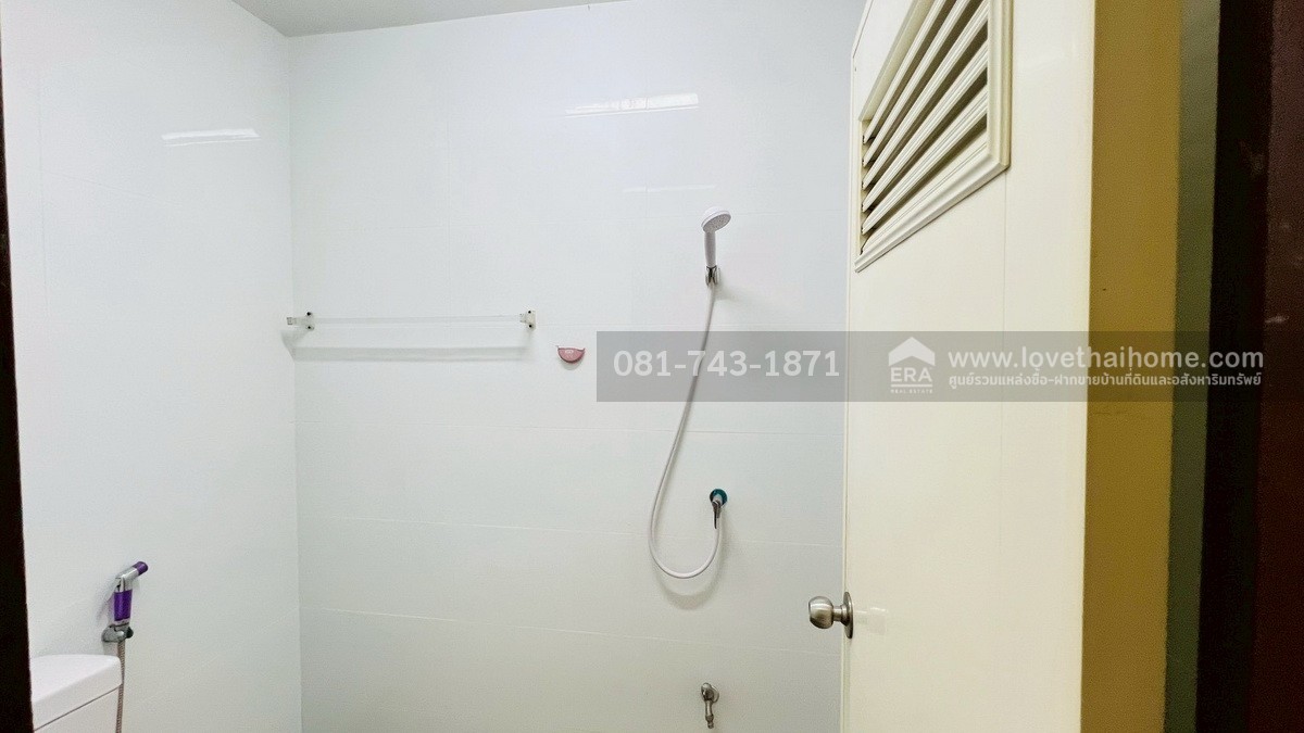 ให้เช่าทาวน์โฮม 3 ชั้น หมู่บ้านทาวน์อินทาวน์ ถนนอินทราภรณ์ ลาดพร้าว ถูกที่สุดในย่านนี้แล้ว! ทำเลทอง! หน้าปากซอยเป็นโรงเรียนอุดมศึกษา