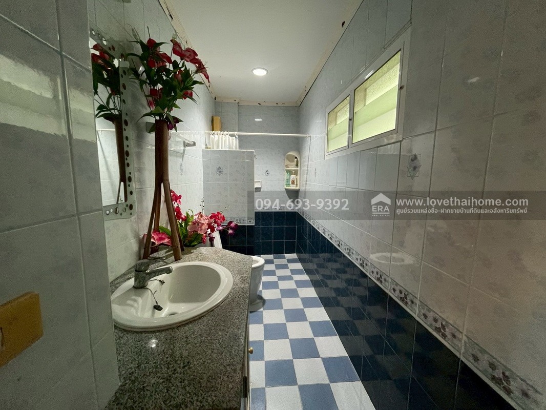 ขายบ้านเดี่ยว 2 ชั้น หมู่บ้านฟลอร่าวิลล์ ซอยสุวินทวงศ์38 พื้นที่ 56 ตรว. สวย พร้อมอยู่ บ้านนายพล ออกแบบโดยดีไซน์เอง (สวยเก๋) "ถูกโดนใจ" 