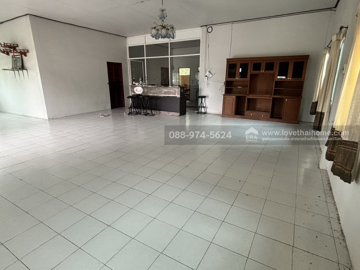 ขายที่ดินพร้อมบ้าน ต.หัวถนน อ.ท่าตะโก จ.นครสวรรค์ พื้นที่ 4 ไร่ 40 ตร.วา ใกล้องค์การบริหารส่วนตำบลหัวถนน ทำเลดีเหมาะอยู่อาศัยและทำการเกษตร