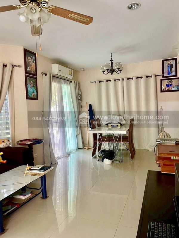 ขายบ้านเดี่ยว 2 ชั้น หมู่บ้านเพอร์เฟคเพลส ซอยลาดกระบัง20/3 ถนนสุขุมวิท77 บ้านหลังมุม พื้นที่ 58.9 ตรว. บ้านพร้อมอยู่ บรรยากาศดี สังคมดี ไม่วุ่นวาย ระบบความปลอดภัยสูง มีสิ่งอำนวยความสะดวก เดินทางสะดวกหลากหลายเส้นทาง