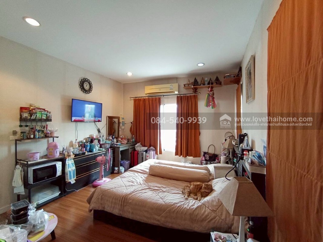 ขายบ้านเดี่ยว 2 ชั้น หมู่บ้านเพอร์เฟคเพลส ซอยลาดกระบัง20/3 ถนนสุขุมวิท77 บ้านหลังมุม พื้นที่ 58.9 ตรว. บ้านพร้อมอยู่ บรรยากาศดี สังคมดี ไม่วุ่นวาย ระบบความปลอดภัยสูง มีสิ่งอำนวยความสะดวก เดินทางสะดวกหลากหลายเส้นทาง