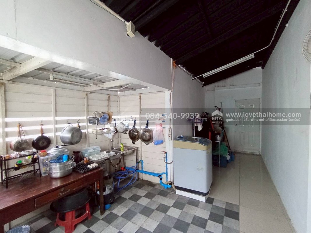 ขายบ้านเดี่ยว 2 ชั้น หมู่บ้านเพอร์เฟคเพลส ซอยลาดกระบัง20/3 ถนนสุขุมวิท77 บ้านหลังมุม พื้นที่ 58.9 ตรว. บ้านพร้อมอยู่ บรรยากาศดี สังคมดี ไม่วุ่นวาย ระบบความปลอดภัยสูง มีสิ่งอำนวยความสะดวก เดินทางสะดวกหลากหลายเส้นทาง