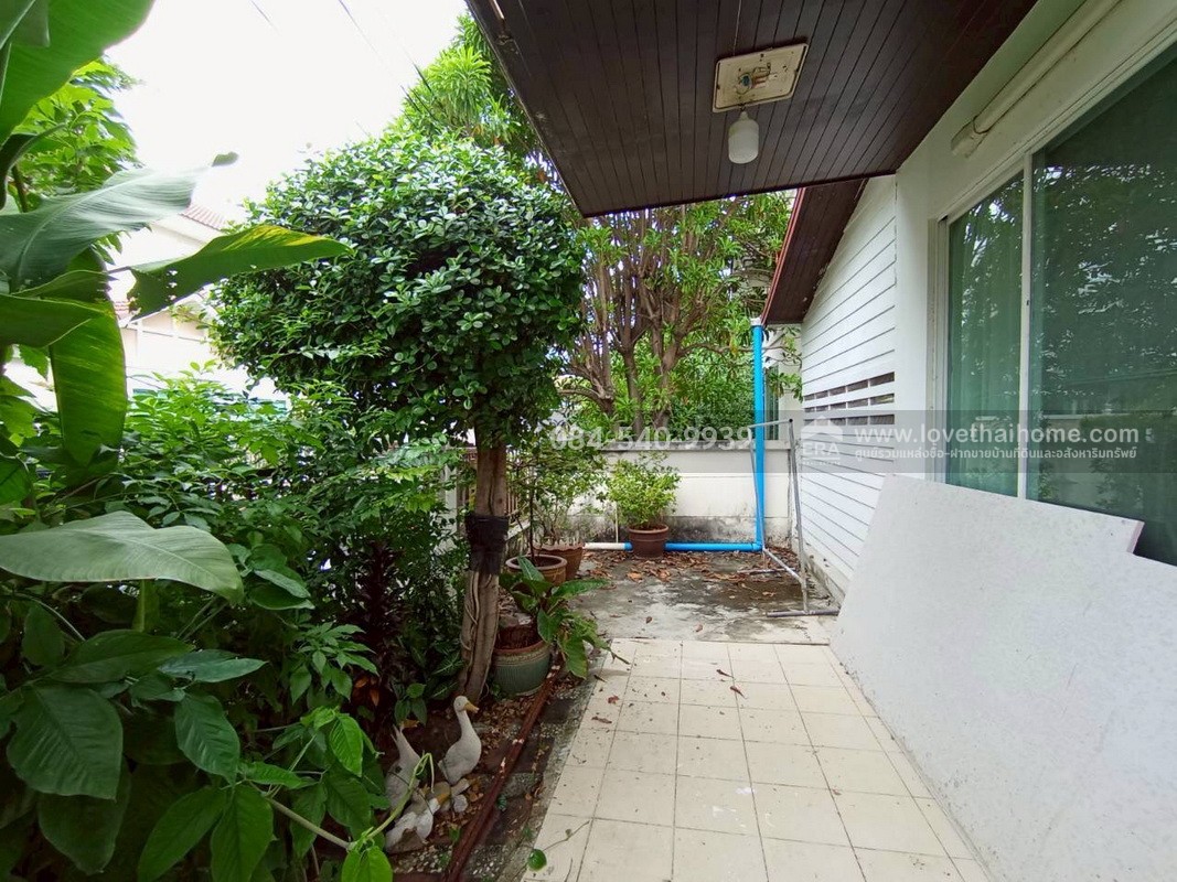 ขายบ้านเดี่ยว 2 ชั้น หมู่บ้านเพอร์เฟคเพลส ซอยลาดกระบัง20/3 ถนนสุขุมวิท77 บ้านหลังมุม พื้นที่ 58.9 ตรว. บ้านพร้อมอยู่ บรรยากาศดี สังคมดี ไม่วุ่นวาย ระบบความปลอดภัยสูง มีสิ่งอำนวยความสะดวก เดินทางสะดวกหลากหลายเส้นทาง